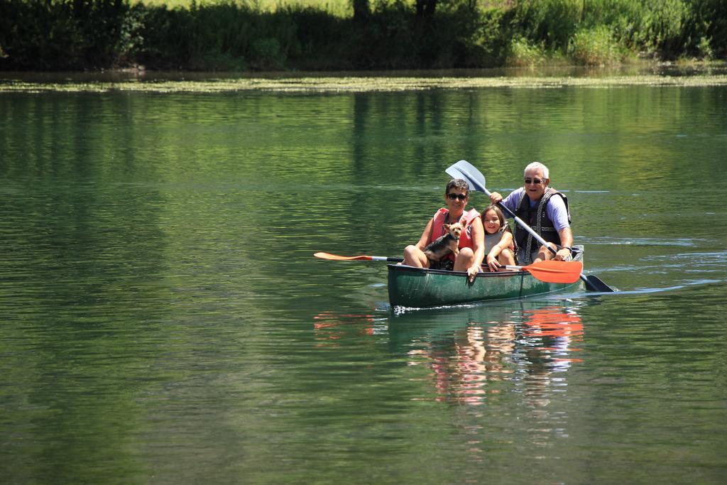La Guingueta D'Aneu Bungalows Nou Camping מראה חיצוני תמונה
