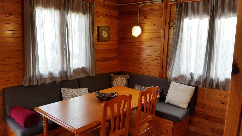 La Guingueta D'Aneu Bungalows Nou Camping מראה חיצוני תמונה