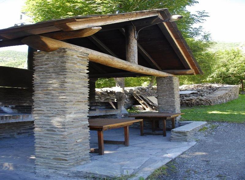 La Guingueta D'Aneu Bungalows Nou Camping מראה חיצוני תמונה