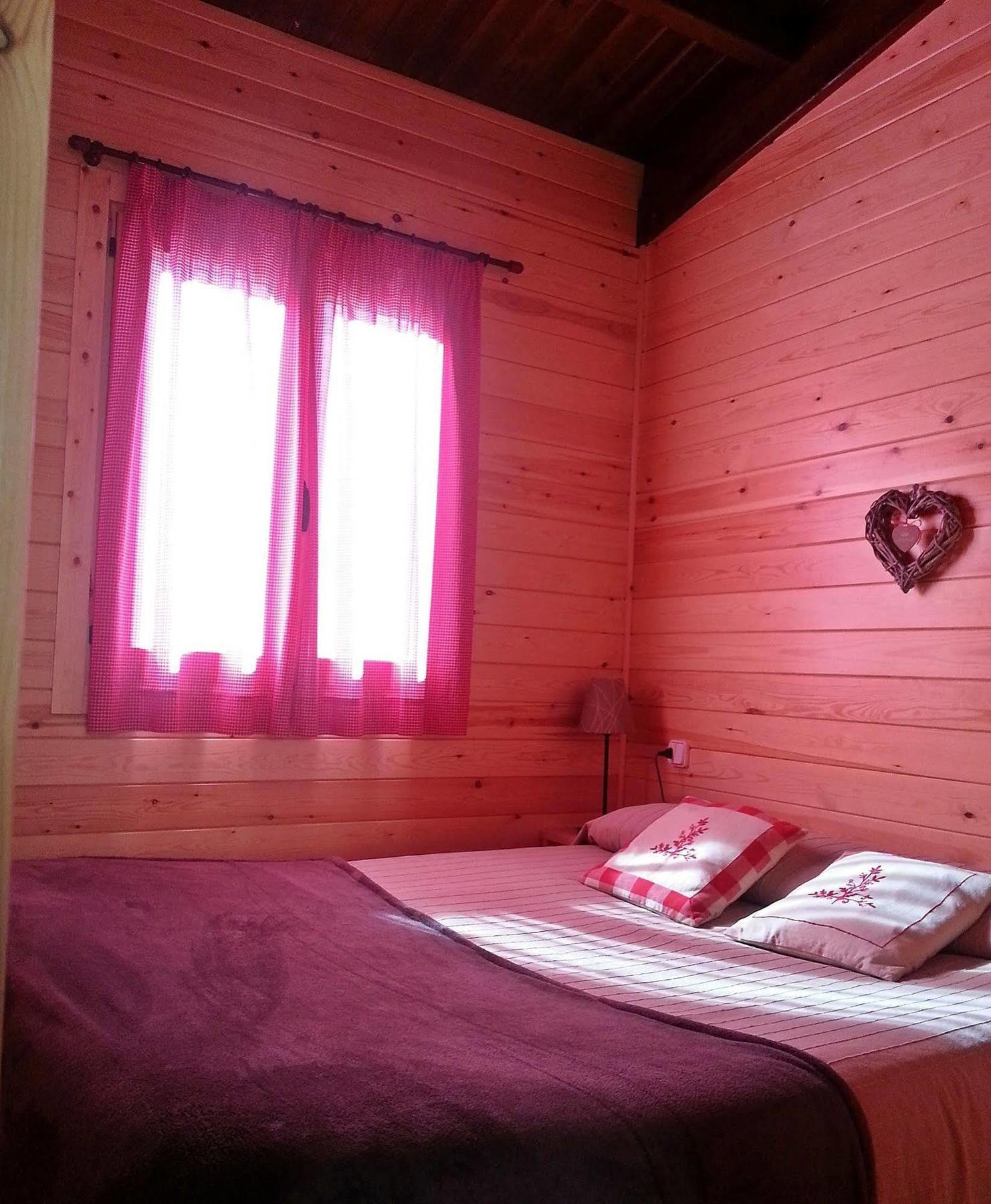 La Guingueta D'Aneu Bungalows Nou Camping מראה חיצוני תמונה